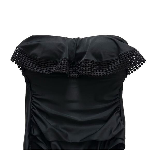Kona Sol Swimsuit One Piece Black Crochet Flounce Strapless High Coverage Small - Picture 4 of 12